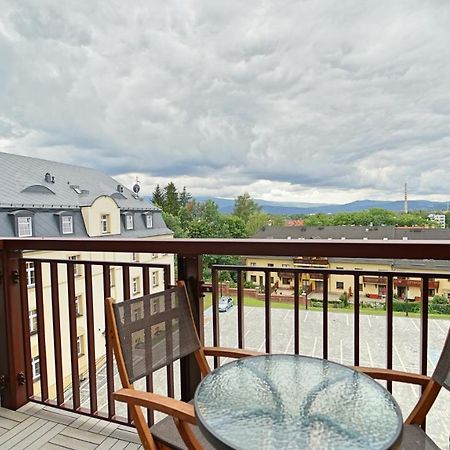 Apartamenty Everysky - Mickiewicza 30 Jelenia Gora Bagian luar foto