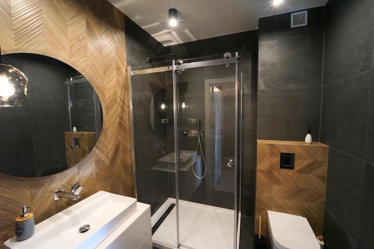 Apartamenty Everysky - Mickiewicza 30 Jelenia Gora Bagian luar foto