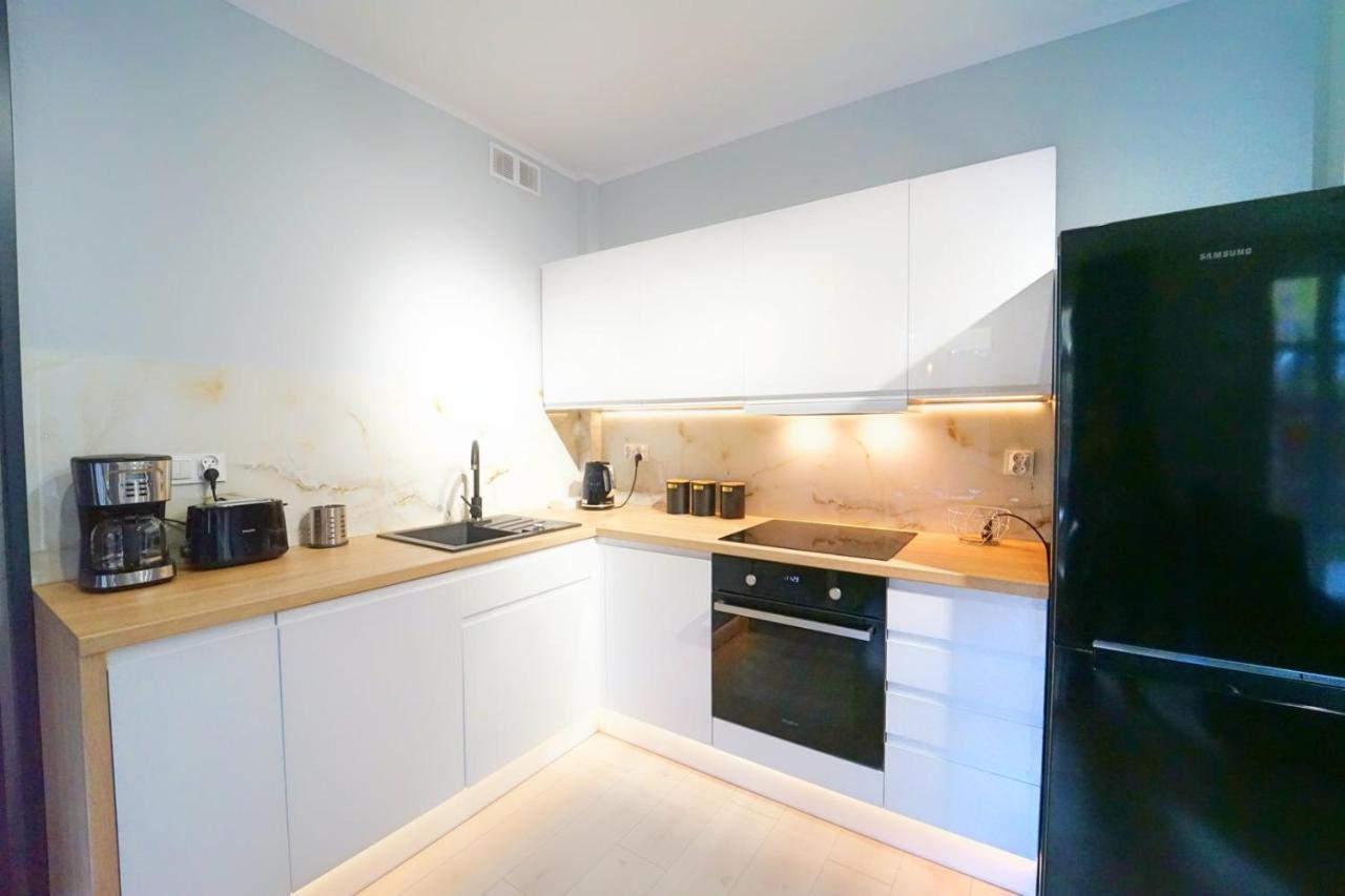 Apartamenty Everysky - Mickiewicza 30 Jelenia Gora Bagian luar foto