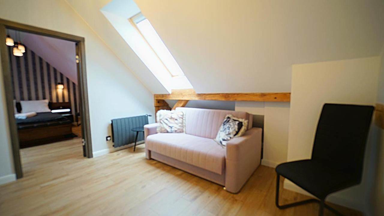Apartamenty Everysky - Mickiewicza 30 Jelenia Gora Bagian luar foto